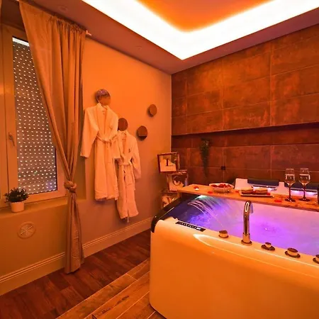 By Ozc Immo - Minuit Deux, Jacuzzi Privatif